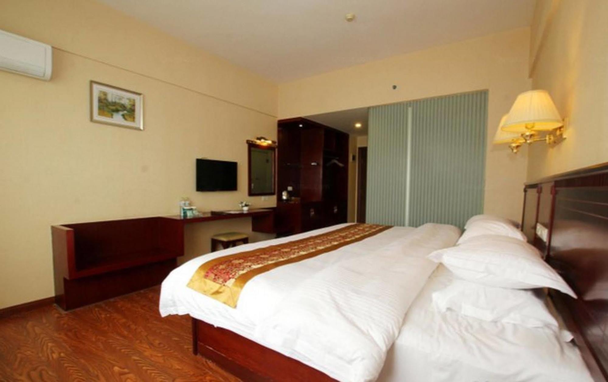 Greentree Inn Guangxi Guilin Lingui Jinshan Square Jinshui Road Express Hotel Kültér fotó